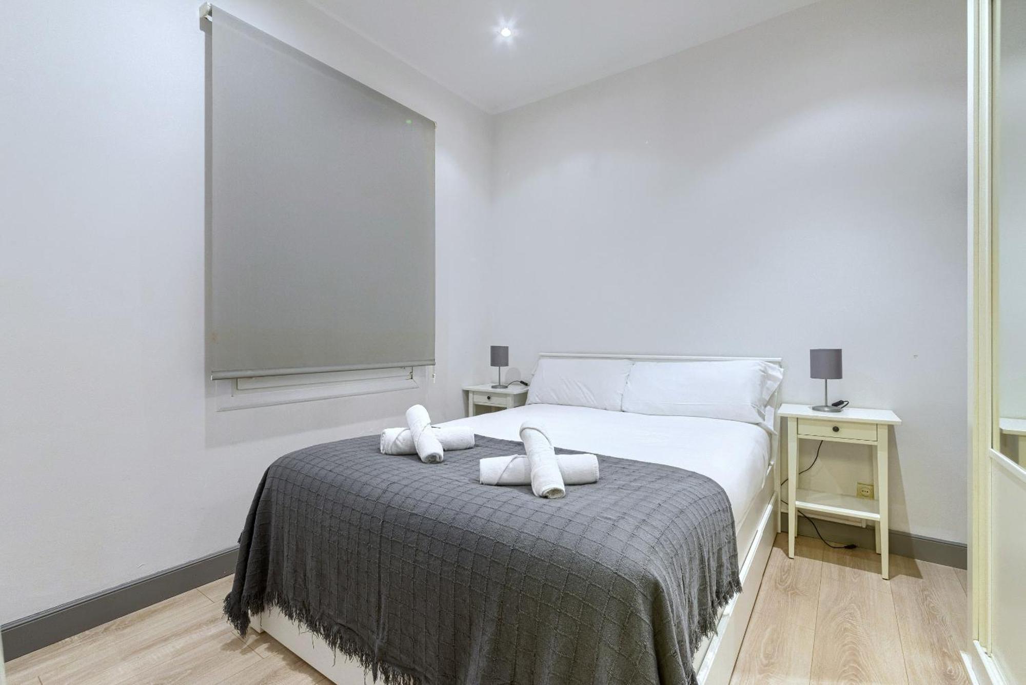 Апартаменты Tristan Vivienda Turistica De Diseno Con Ac Бильбао Экстерьер фото
